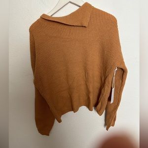 SIX/FIFTY Women’s Rae Foldover sweater in butternut squash size Medium NWT